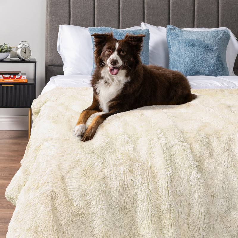 Waterproof Faux Fur Pet Blanket